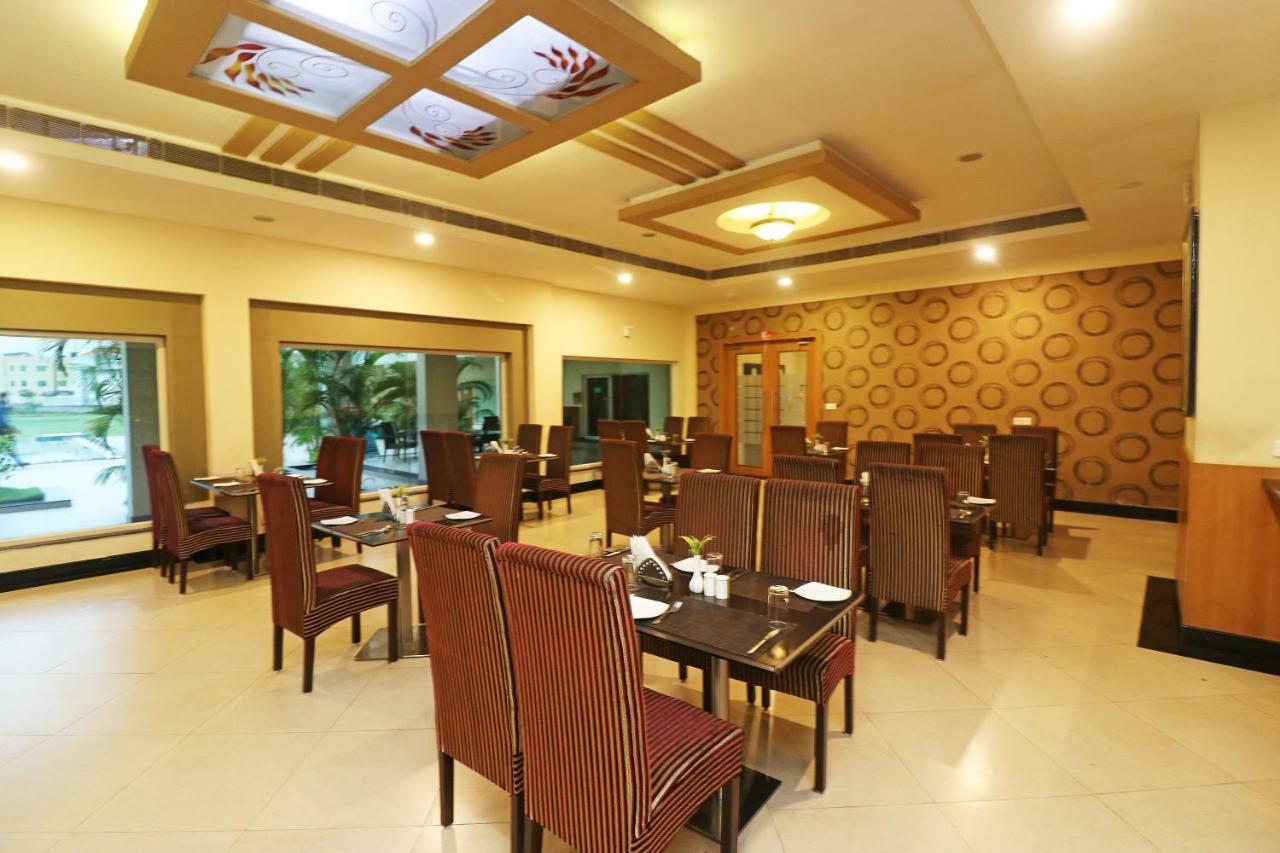 Palette - Nocci Residency Hotel Balasore Buitenkant foto