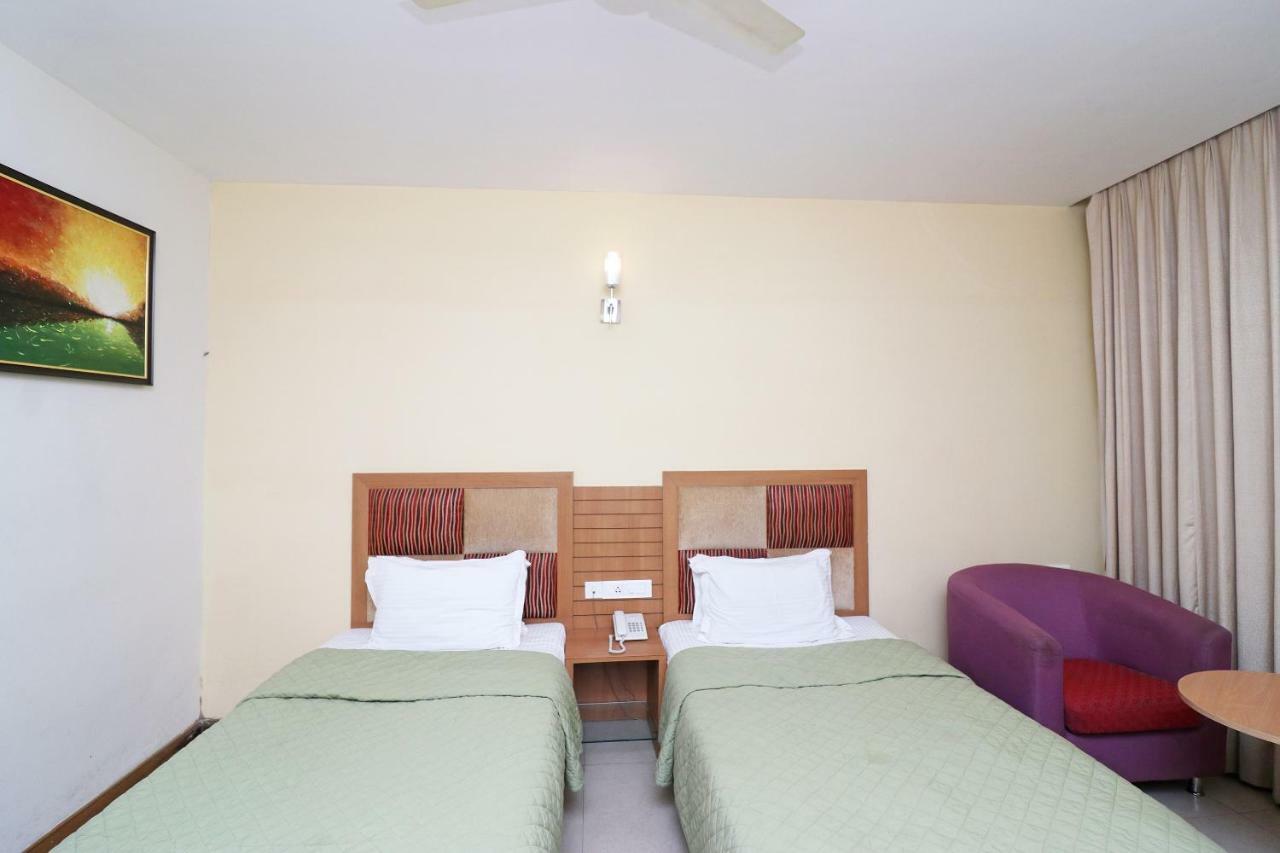 Palette - Nocci Residency Hotel Balasore Buitenkant foto